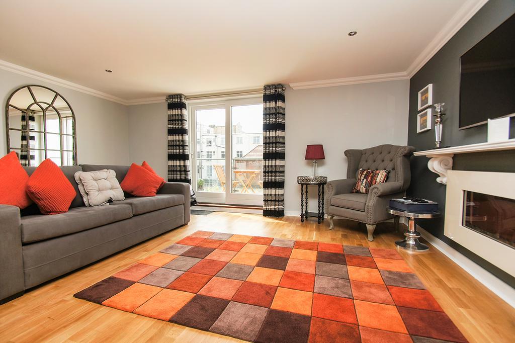 Avalon Balcony Apartment Brighton ภายนอก รูปภาพ
